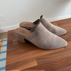 Susina Women's Taupe Suede Block Heel Mules